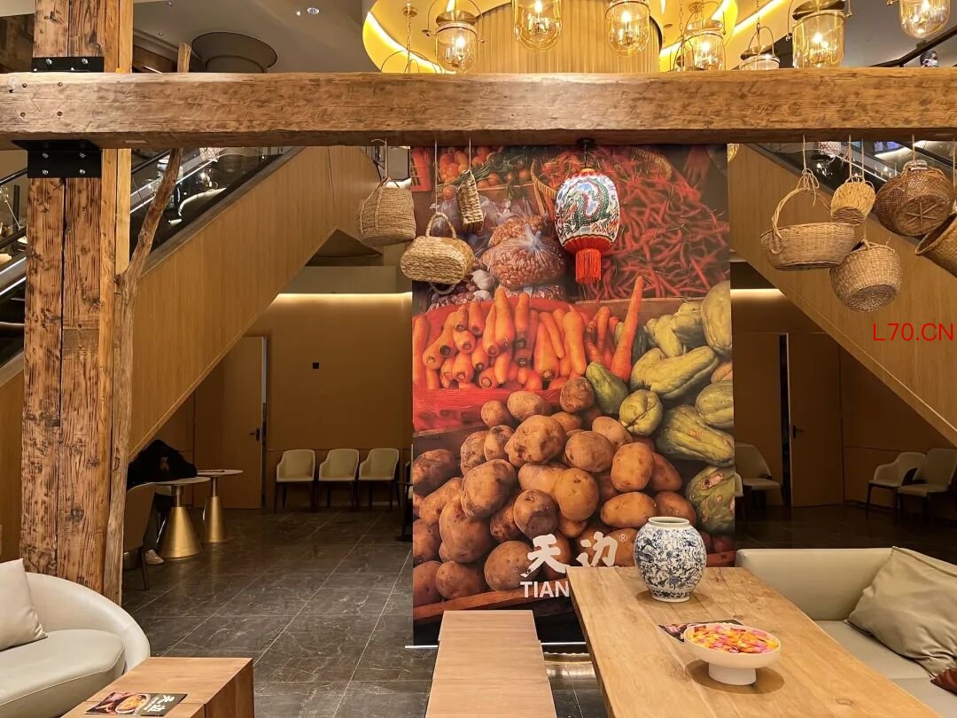 天边砂锅焖面门店装饰（图片拍摄：界面新闻 牙韩翔）