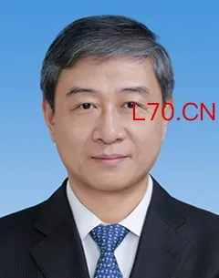 中央批准：马震任重庆市委常委