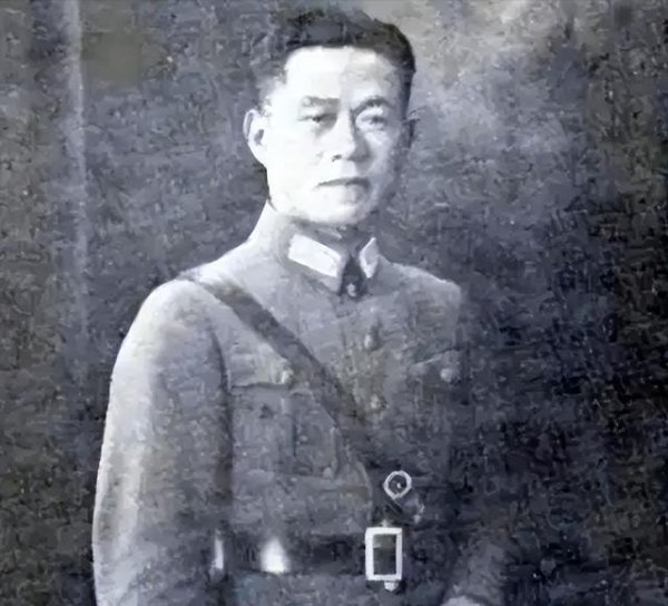 1978年，邱清泉之子邱国渭，以蚂蚁搬家方式将全家送往美国