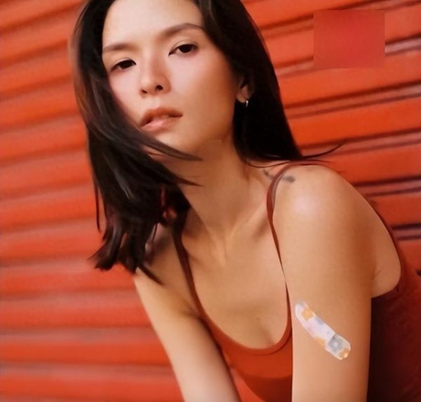 知名女星自曝遭救援人员性侵，监控视频公开