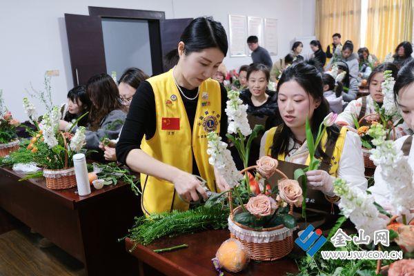 微光汇聚暖人心花香助残显担当——“微光汇聚·花香暖心”公益助残活动举行