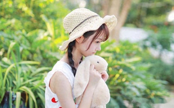 一个女人, 给你以下三个“特权”, 说明她对你是真爱
